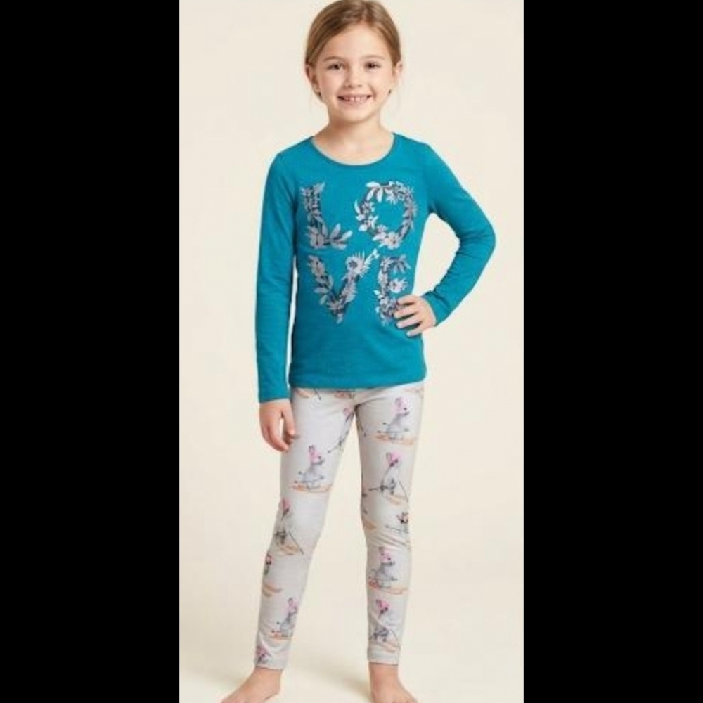 🆕️ LISTING!! GIRLS LONG SLEEVE GRAPHIC TEE